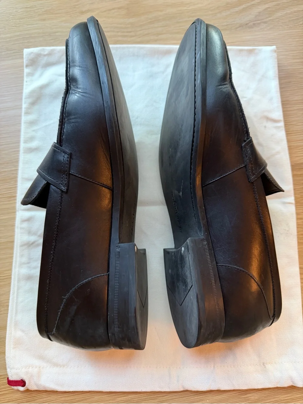 Salvatore Ferragamo Black Leather horse Bit-Detail Slip-On Loafers